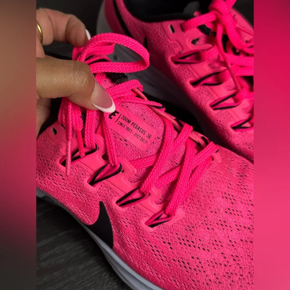 Nike Air Zoom Pegasus 36 Womens Size 8.5 US Hyper Pink Running Shoes AQ2210-600 - Picture 11 of 11